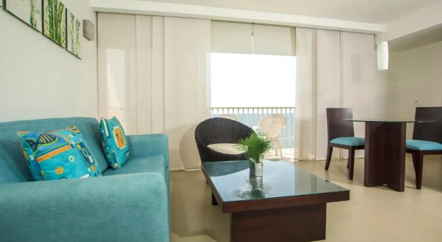Полулюкс Hotel Capilla del Mar