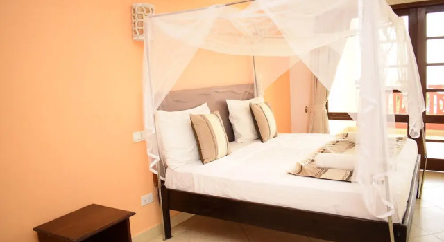 Sunrise View Beachfront Apartments, Book Apartment Hotels in Coast Region with Parking, Parking