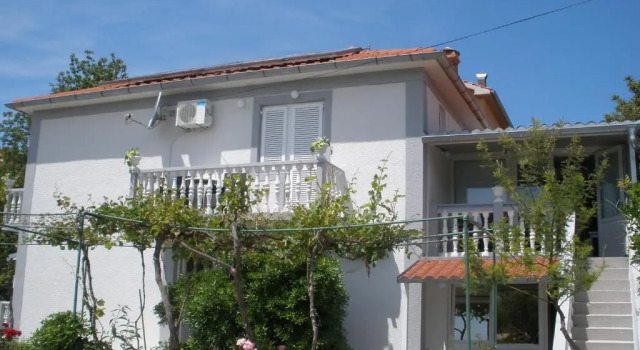 Апартаменты Apartmani i sobe Mara