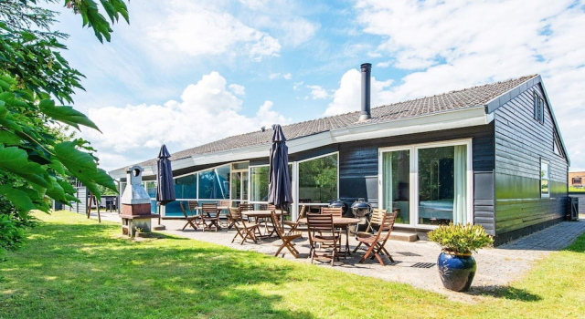 Коттедж 12 Person Holiday Home in Ebeltoft