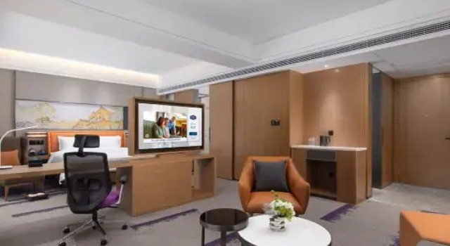 Люкс Hampton by Hilton EnShi