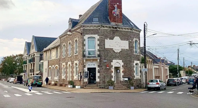 Hôtel des quatre saisons, Prenota Hotel Guérande 