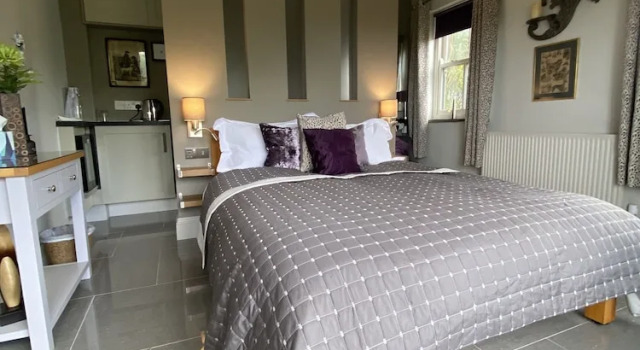 Двухместный номер Standard с видом на сад Downton Lodge Country Bed and Breakfast and; Self Catering