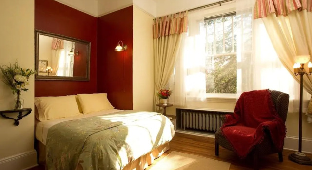 Sweet Biscuit Inn, Забронировать Отель Отели Ашвилл 4 звезды, рядом с Green Man Brewery, 4*