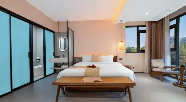 Семейный люкс Jingshan Zhidu Forest Hot Spring B&B (Qingcheng Back Mountain Scenic Area Branch)