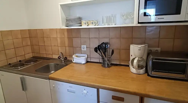 Апартаменты Sunny Holiday Apartment With Balcony on Klopeinersee With Private Beach