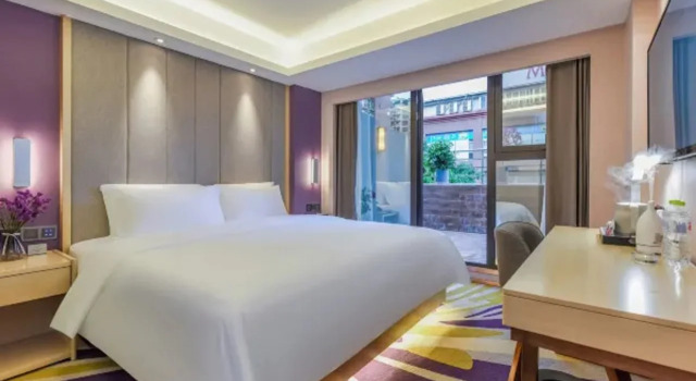 Lavande Hotel (Chongqing Nanping Pedestrian Street Wanda Plaza)