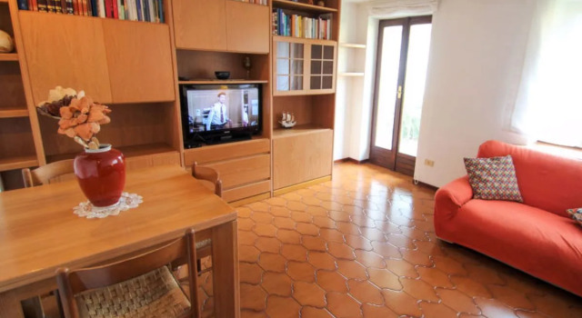 Apartment Zanotti Maccagno con Pino e Veddasca, Buchen Sie Ferienwohnung Maccagno Lago Maggiore
