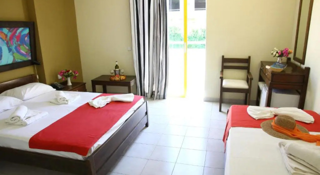 Трёхместный номер Standard  Porto Plazza ex Dimitrion Central Hotel