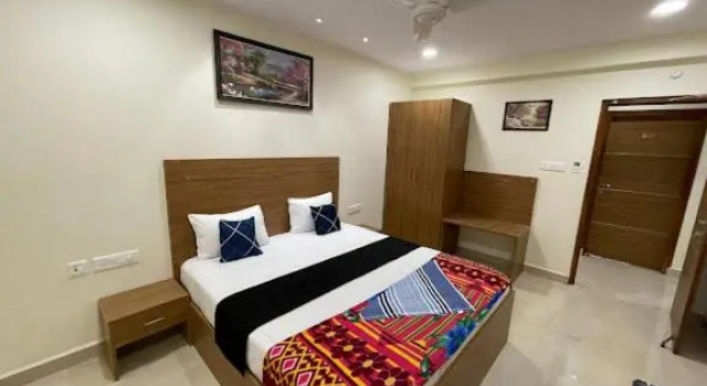 Pickurstay @ Lakshmi Tulasi Residency, Rezervovat Hotel Hotely v Andhra Pradesh s parkováním, Parkování
