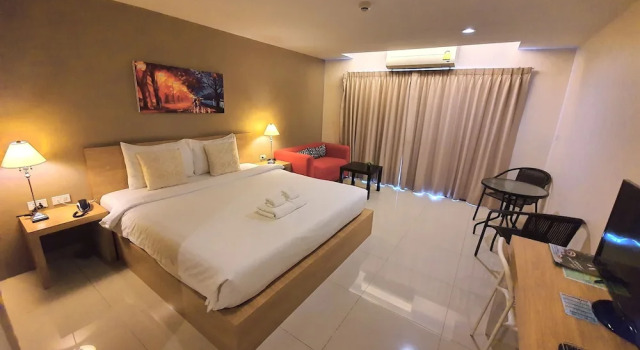 Номер Deluxe с балконом T5 Suites at Pattaya