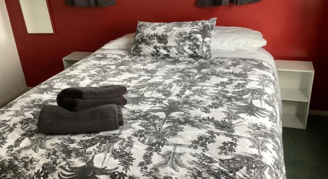 Perfect At Pukete sleeps 10