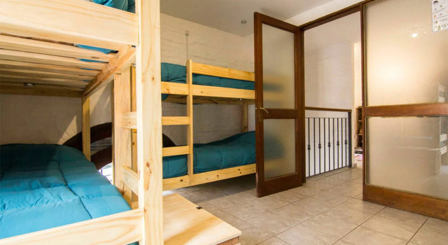 MedioMundo Hostel, Buchen Sie Hostel Hostels in Montevideo, in der Nähe von Ramirez Beach, Hostel