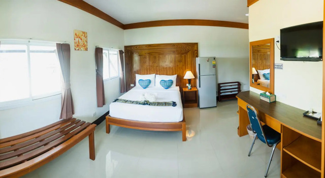 Люкс Deluxe First and Frang Hotel - Koh Phangan