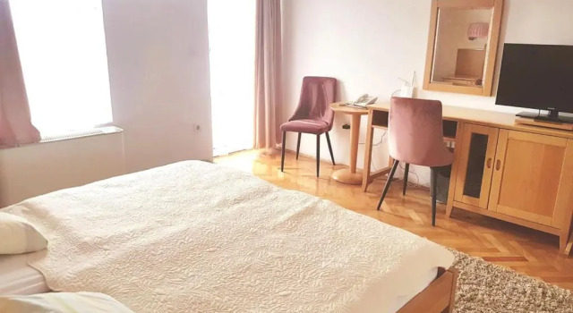 Двухместный номер Standard с балконом Hotel Millennium