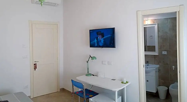 B&B Corticella 24