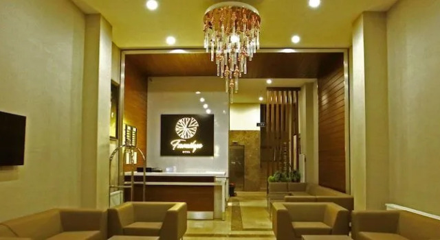 Familya Hotel, Boek Hotel Erbaa Zwarte Zee (Turkije)