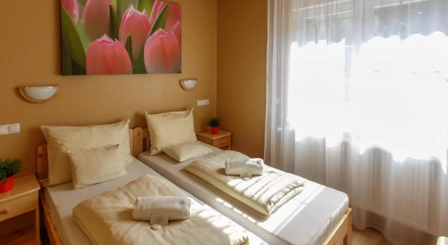 Апартаменты Hotel Karin