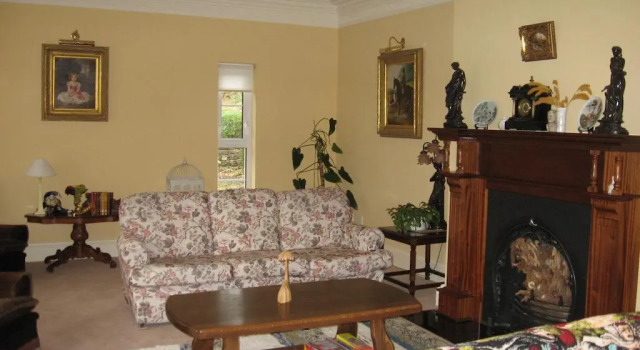Necarne Manor Guest Accommodation, Book Pension Hoteller i Fermanagh County med morgenmad, Morgenmad