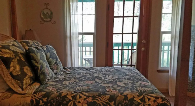 Lava Pond Lodge, Забронировать Отель Отели Волкейно с завтраком, Завтраки