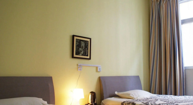 Luoyang Longmen Youth Hostel, Rezervovat Hostel Longmen Henan