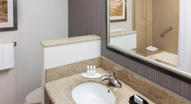 Номер Standard Courtyard by Marriott Miami at Dolphin Mall