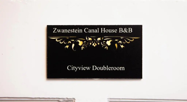 Номер Standard Zwanestein Canal House