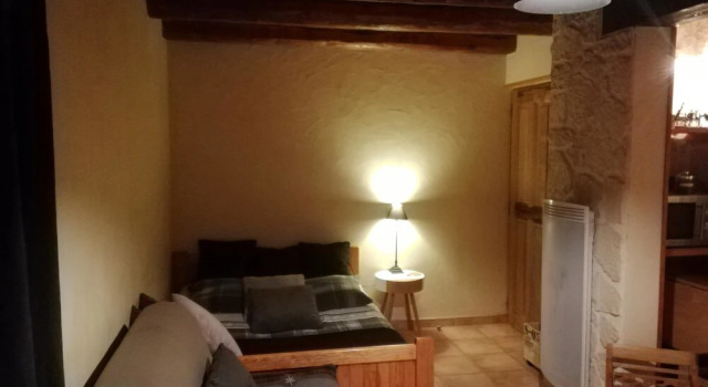 Gite les Foulons, Rezerwuj Hotel Hotele w Owernia z parkingiem, Parking