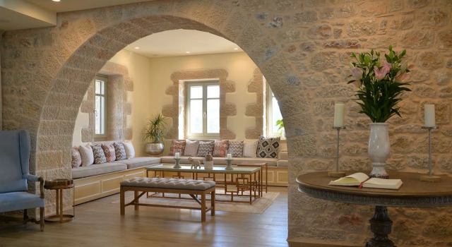 Akrolithi Boutique Hotel