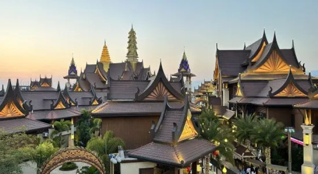 Huazhu · Scenic Boutique Stay (Mangshi Dai Ethnic Ancient Town), Prenota Boutique Mangshi Yunnan