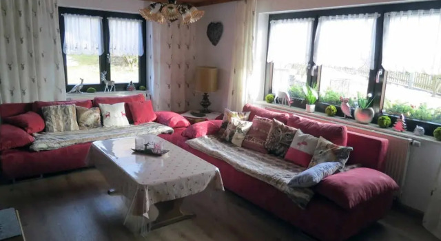Коттедж с 2 комнатами с балконом Ferienhaus Baumann