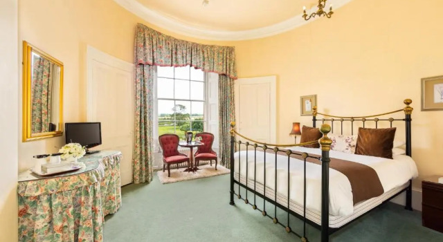 Трёхместный номер Standard Greenhill Hotel