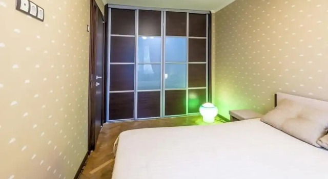 Апартаменты, ул. Парферова, 10