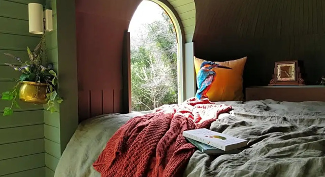 Enniskeen Estate & Forest Spa - Boutique Riverside Glamping Cabins, Забронировать Кемпинг Ньюкасл Mourne Mountains, рядом с Набережная Ньюкасла