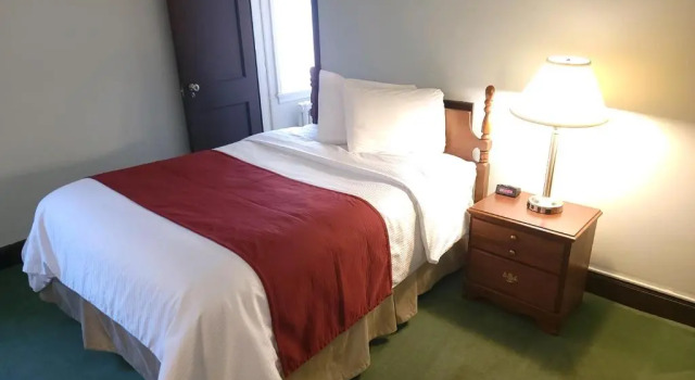 Двухместный номер Standard Penn Wells Hotel
