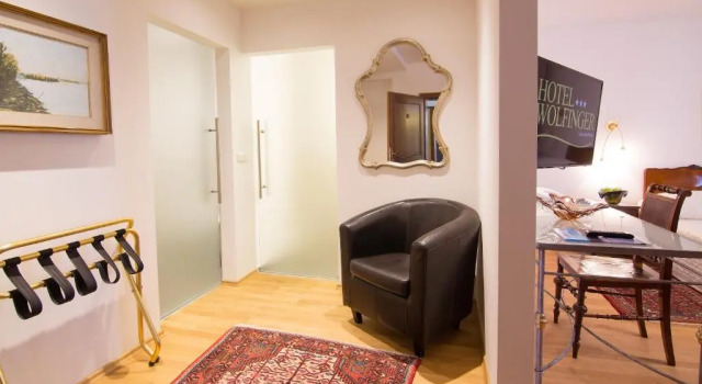 Трёхместный номер Standard Austria Classic Hotel Wolfinger - Hauptplatz