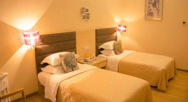 Royal Garden Hotel Jimo, Prenota Hotel Jimo Qingdao Region