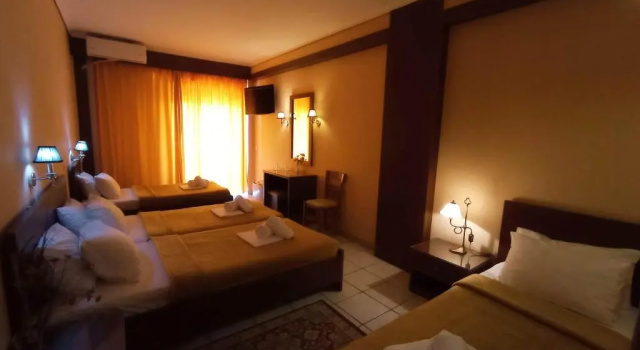 Четырёхместный номер Standard Hotel Lito