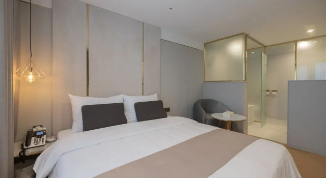 DongRae Denbasta Hotel