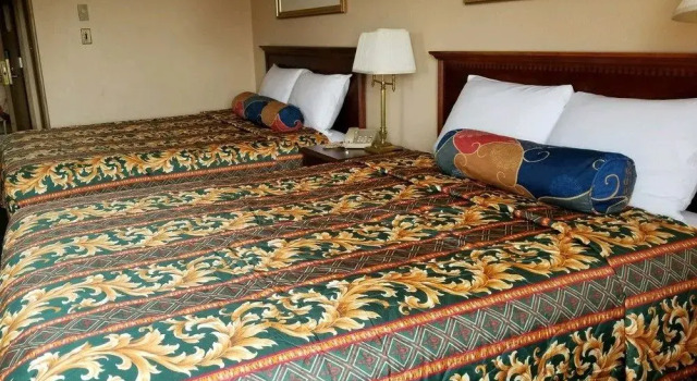Midway Inn, Забронировать Отель Бремертон штат Вашингтон
