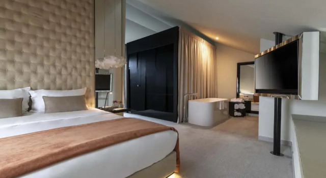 Люкс 9Hotel Mercy