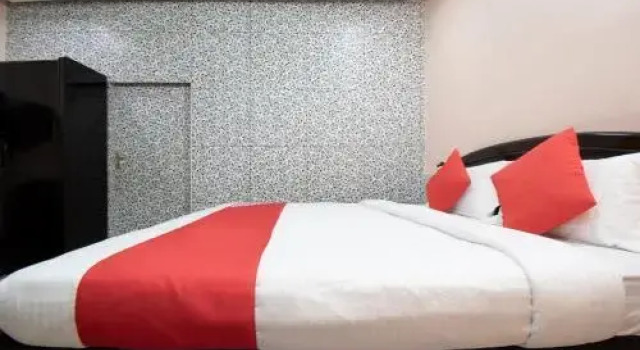 Chandra Manor by OYO Rooms, Rezervovat Hotel Patna Bangalore