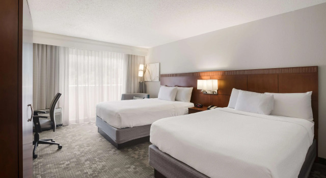 Четырёхместный номер Deluxe Sonesta Select Atlanta Midtown Georgia Tech