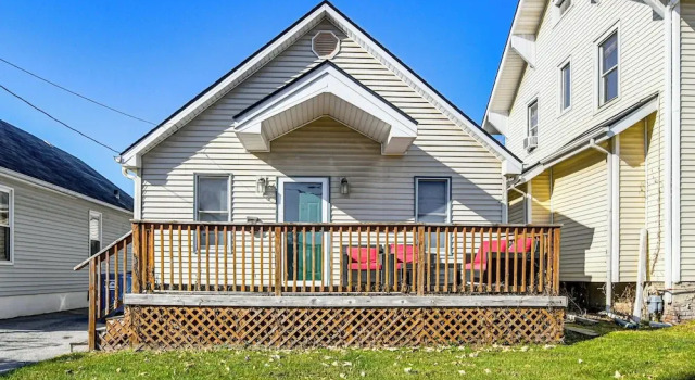 Коттедж Pet-friendly Home 2 Mi to Downtown Des Moines!