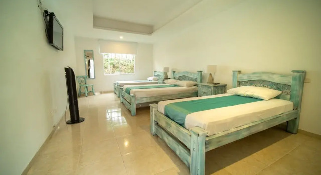 hotel turqueza inn, Rezervați Hotel La Tebaida 
