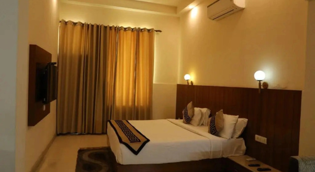 Sona Pristine Hotel & Resort, Book Ferieresort Ambala Haryana