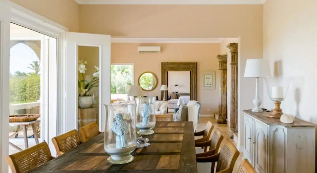 Ocean Font Villa With Direct Access to Beautiful Caribbean sea, Забронировать Вилла Коттеджи Пунта-Кана, рядом с Cap Cana Marina, Коттедж