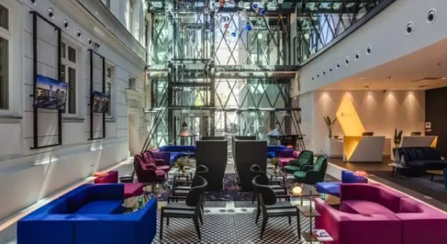 Полулюкс Hotel Indigo Warsaw Nowy Świat by IHG
