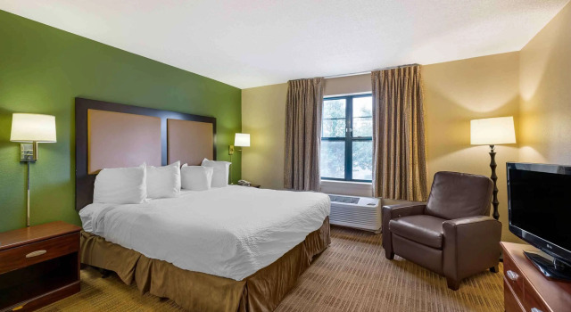 Люкс Extended Stay America Select Suites - Chicago - Naperville - West