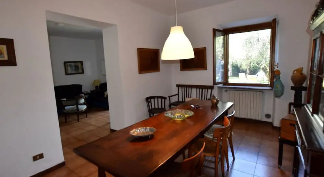 Two-family home with private garden 100 metres from the lake and beach, Забронировать Вилла Коттеджи Мароне, Коттедж